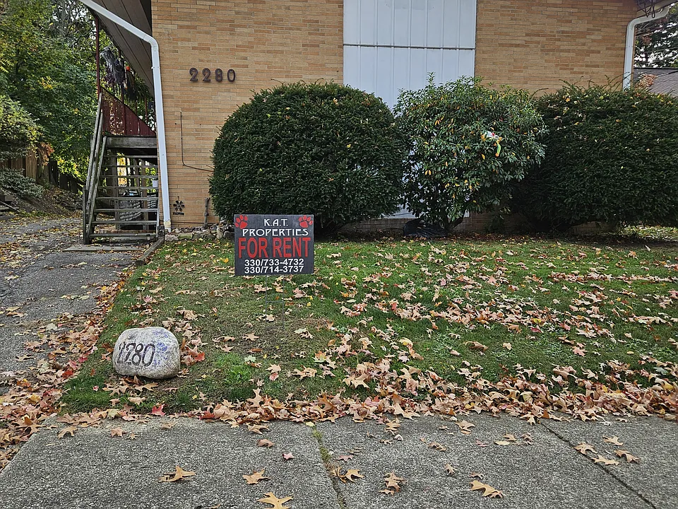 4-2280 Englewood Ave