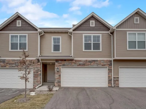 323 Stonewood Pl, Burnsville, MN 55306