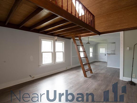 3rd image of 3811 John Ave #2