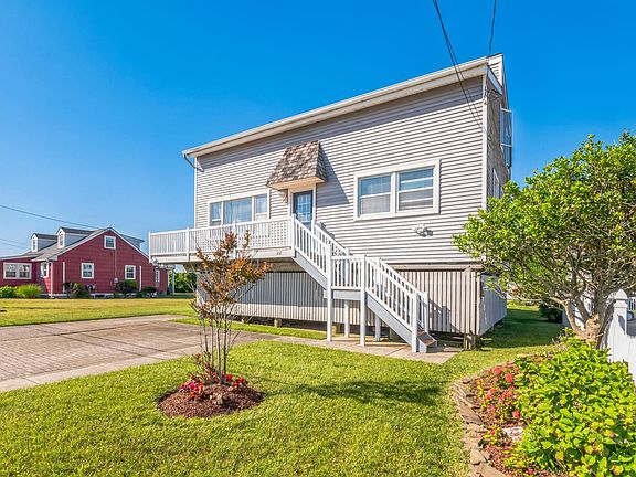 4th image of 22 Williams Ave