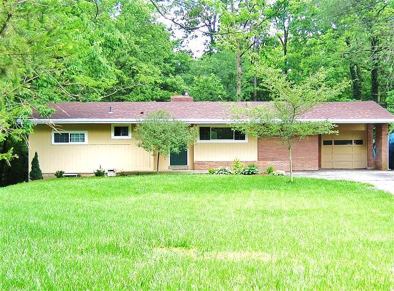 1st image of 477 Blossom Ln