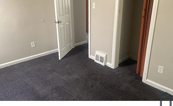 5th image of 11695 Montrose St