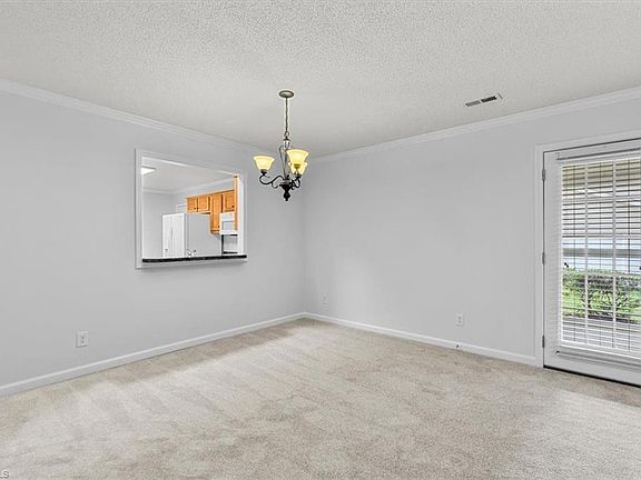 5th image of 406 Ashmont Ct