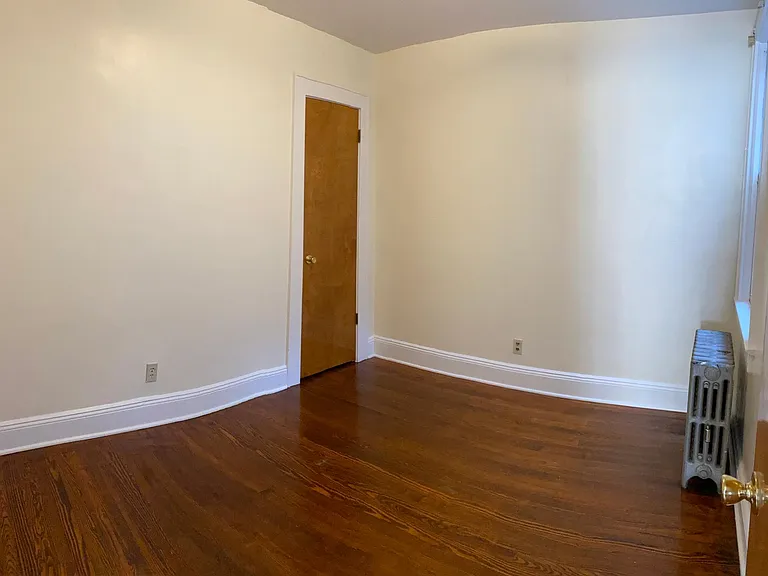 53 Johnston Ave — Photo 6