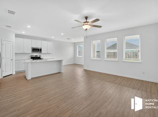 1337 Almond Rd, Azle, TX 76020