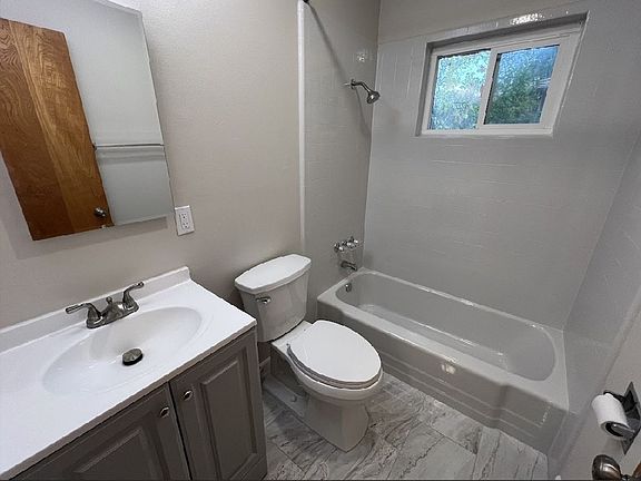 5th image of 6119 Stanley Ave #6121