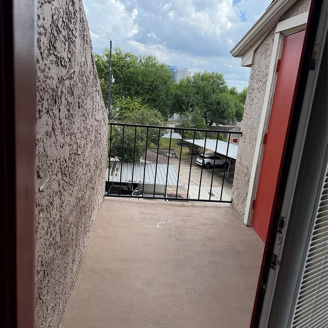 1 bed, 1.0 bath, 453 sqft, $800 — Photo 1