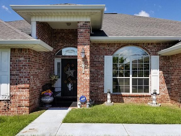 2nd image of 2990 Cypress Creek Dr