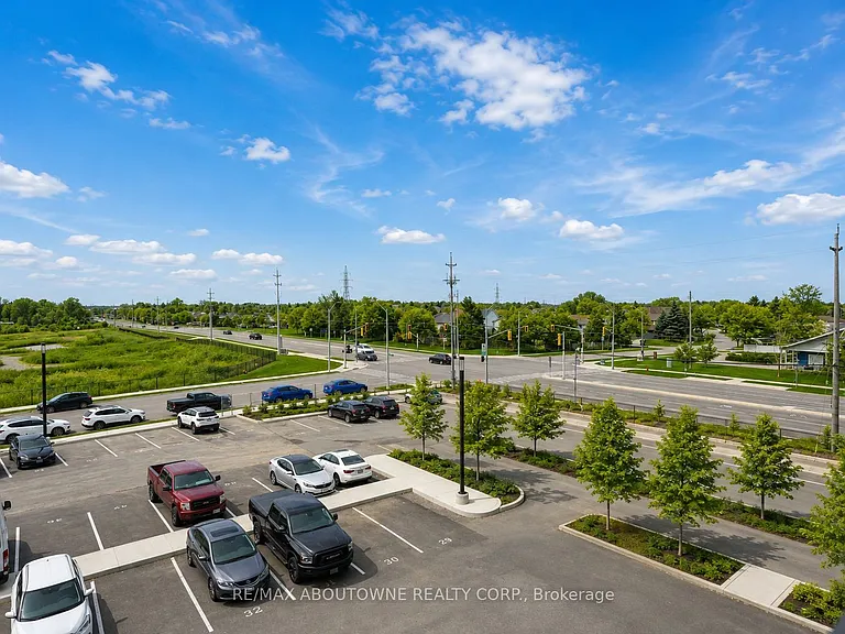 450 Dundas St E #334 — Photo 20