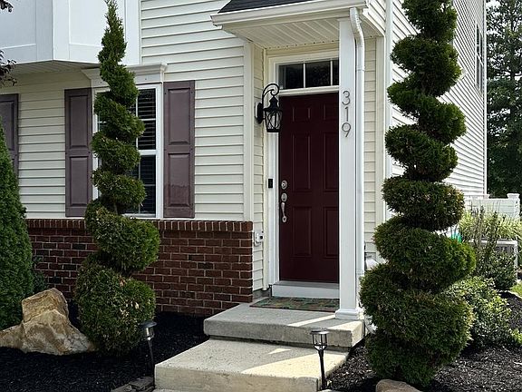 2nd image of 319 Gaither Dr