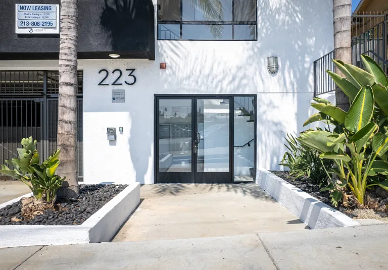 223 N Alvarado St #106 — Photo 9