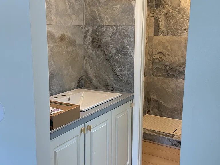 Bathroom in Main Bedroom