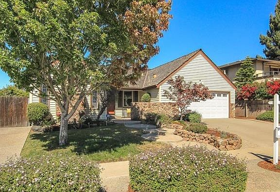 2nd image of 2862 Agua Vista Dr #Sfr