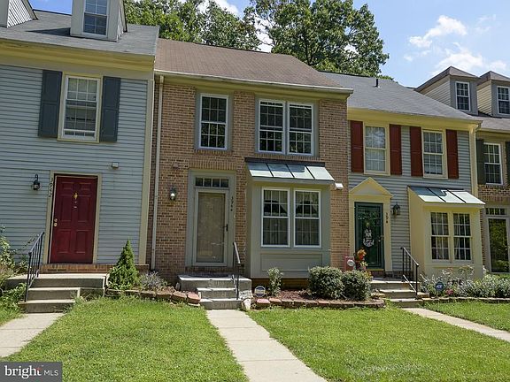 2nd image of 3944 Angelton Ct