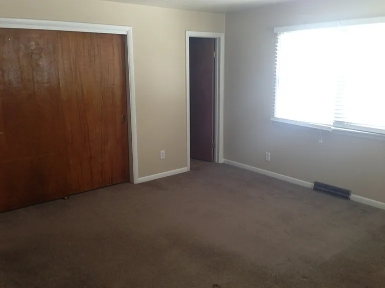 2201 N Salisbury St — Photo 17