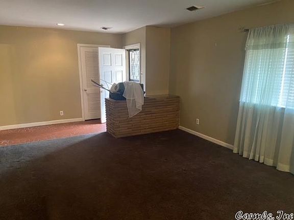 5th image of 6700 Lantana Dr