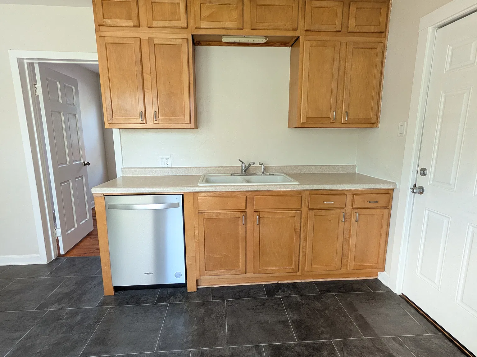 1289 Garland St — Photo 2