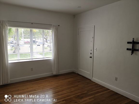 4th image of 673 NE 92nd St APT 6F