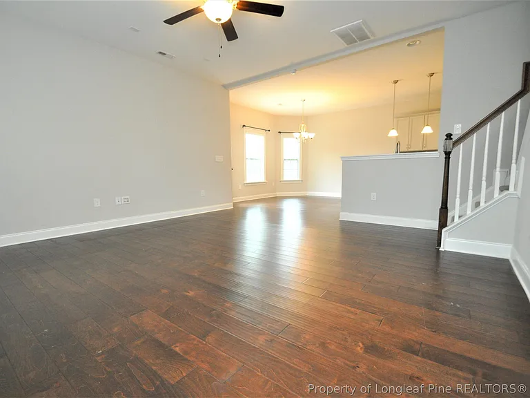 1107 Summer Meadow Dr — Photo 4