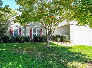 131 Lakewood Circle Dr, Mooresville, NC 28117