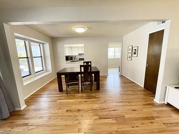 4th image of 5205 Camino Sandia NE