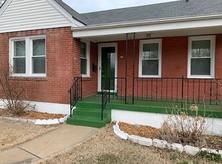 7649 Hawthorne Pl, Saint Louis, MO 63130
