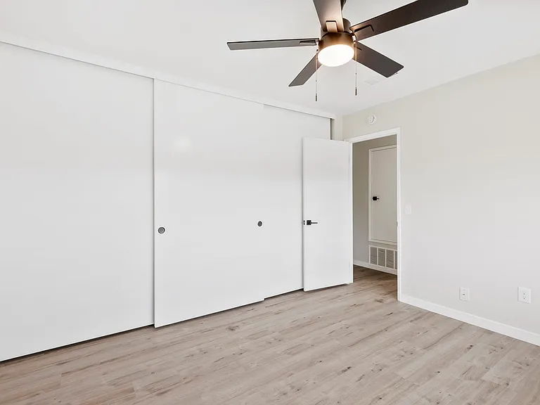 2524 Ocean Cove Dr — Photo 18