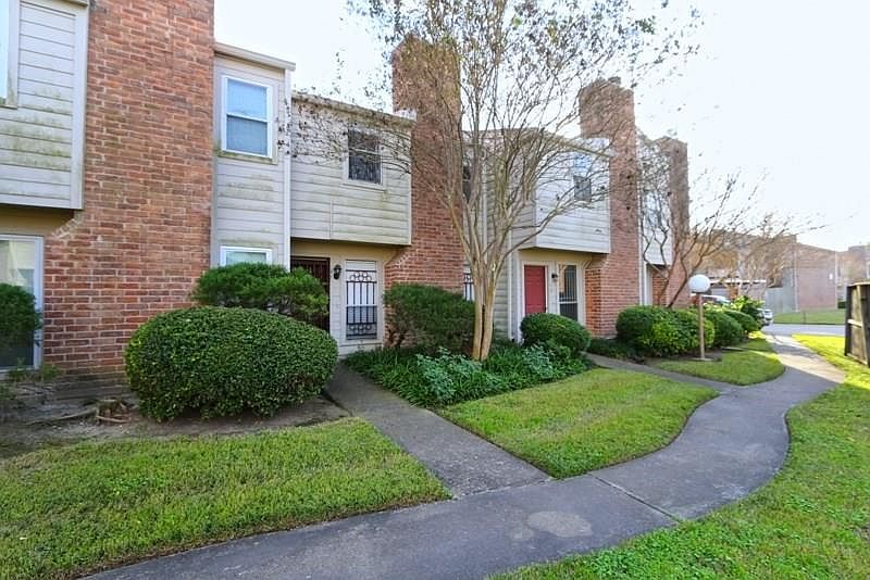 1st image of 3901 Woodchase Dr Unit 47