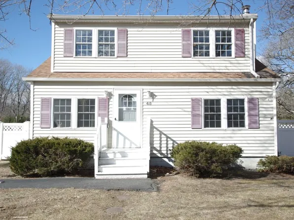 45 Winston Drive, Shirley, NY 11967