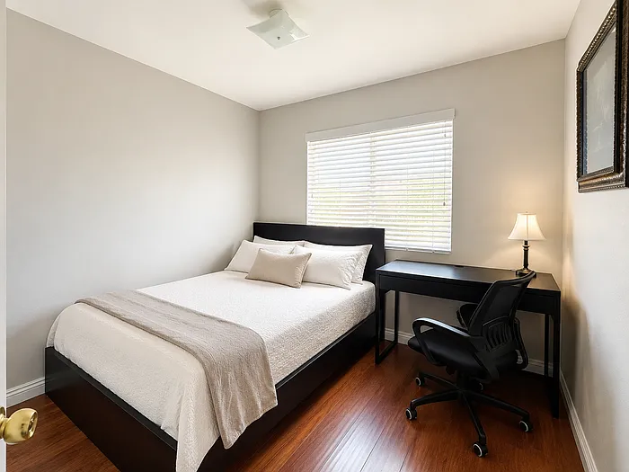 746 Geoffrey Ct #3 — Photo 1