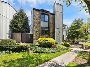251 Silver Ln, Old Bridge, NJ 08857