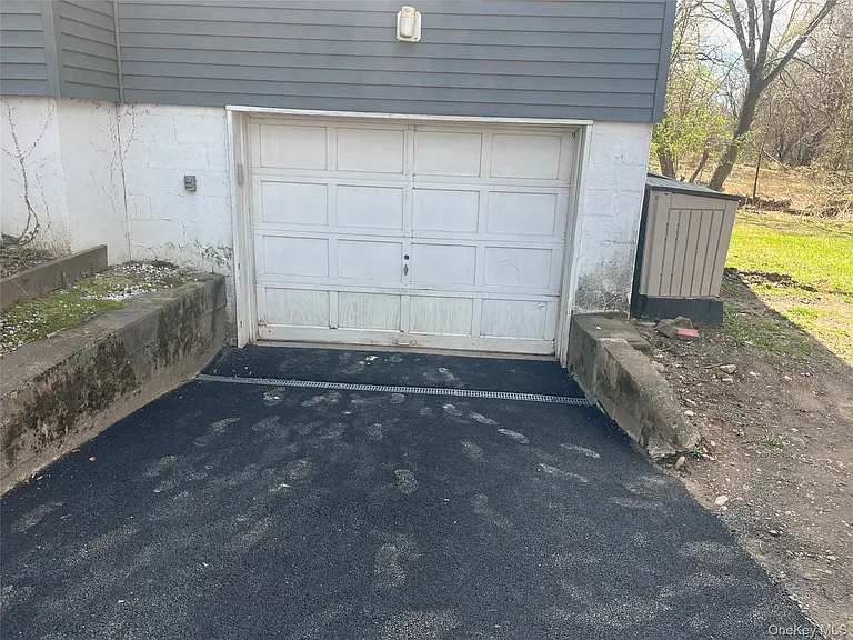 598 Route 303 — Photo 11