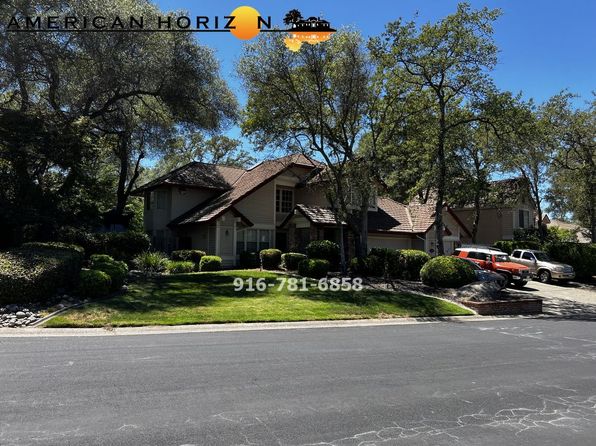 8762 Bronson Dr