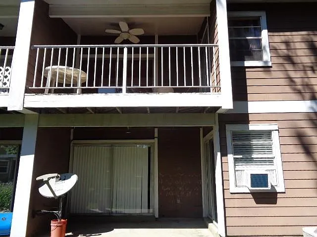 2425 Oxford Pl #113 — Photo 3