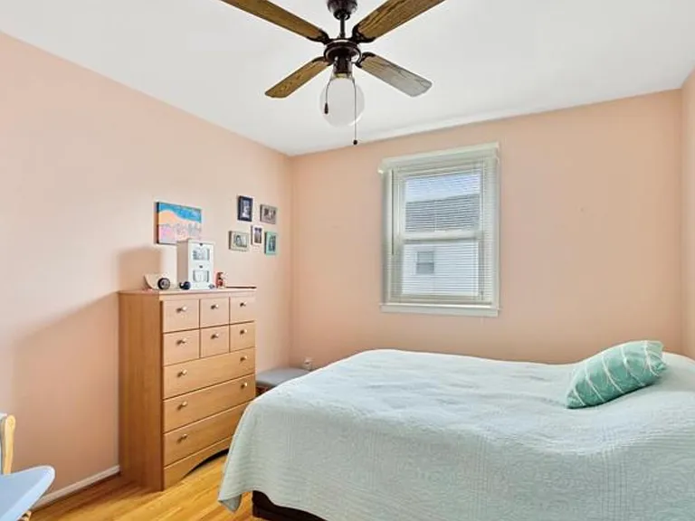402 Regina St #1 — Photo 5