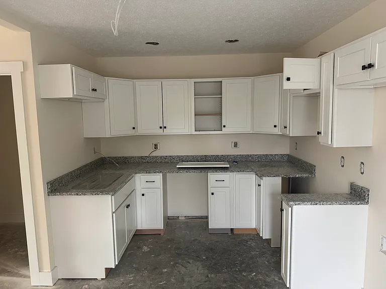 417 N High St #B — Photo 6
