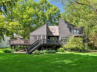 16890 5th Ave N, Plymouth, MN 55447