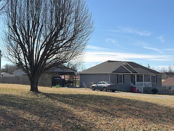 3rd image of 139 Joyce Cir