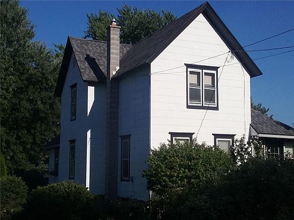 2nd image of 6636 Lake Ave