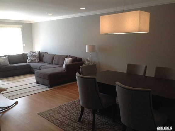 2nd image of 126 Foxwood Dr