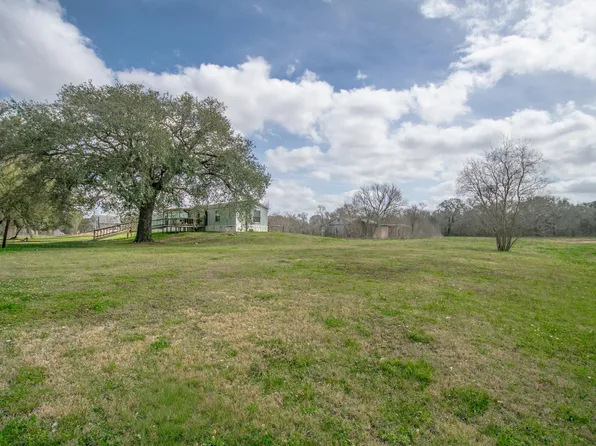 2801 County Road 444, Angleton, TX 77515