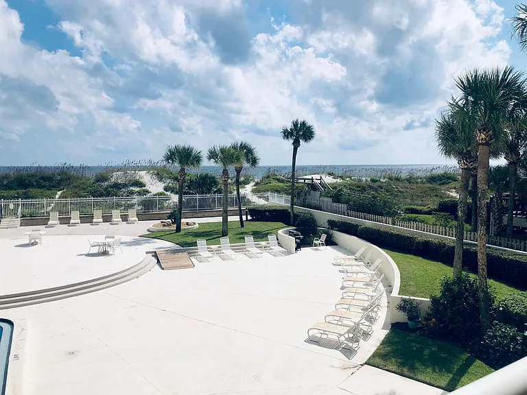 1601 Ocean Dr S #110 — Photo 40