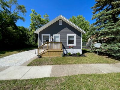 696 Ada Ave, Muskegon, MI, 49442