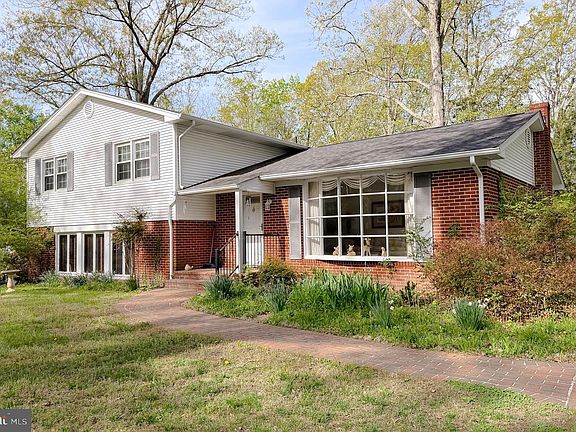 4th image of 22925 Maple Rd