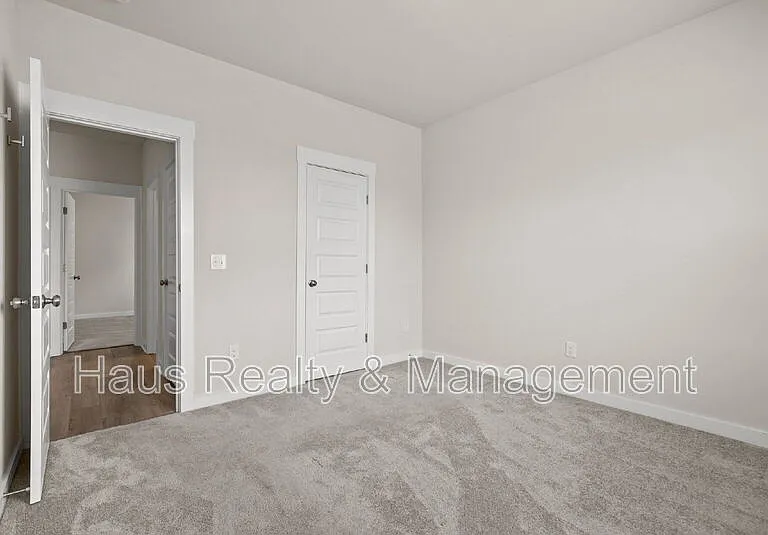 1145 Ross Farms Blvd — Photo 20