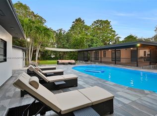 7335 SW 104th St, Pinecrest, FL 33156