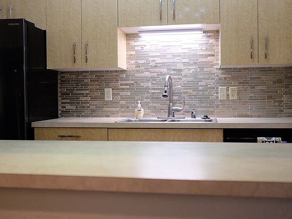 4th image of 6208 NE 17th Ave APT 98