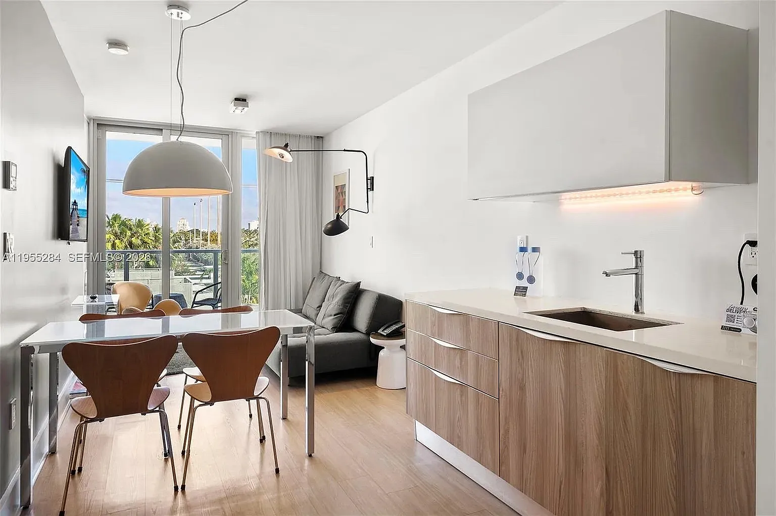 1 bed, 470 sqft, $3,500 — Photo 4