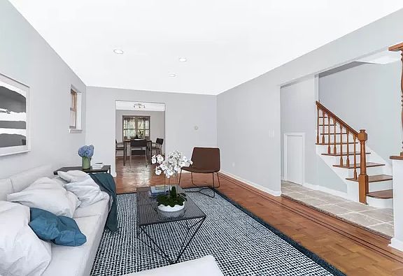 3rd image of 2450 Bronx Park E