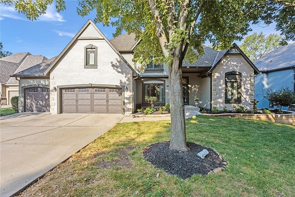 5828 NW Hickory Pl, Parkville, MO 64152 MLS 2455261 Zillow